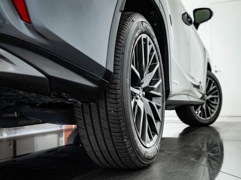 Used 2017 Lexus RX 450h AWD image 55