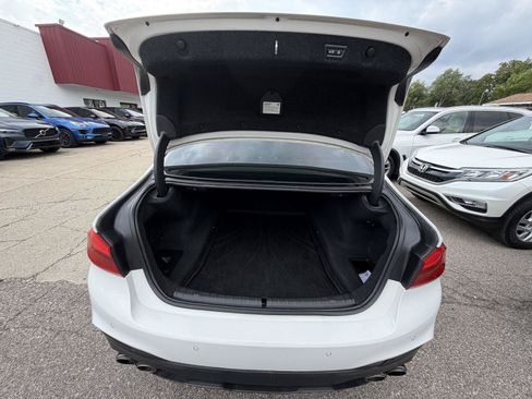 Used 2018 BMW M550i xDrive AWD/4WD image 27