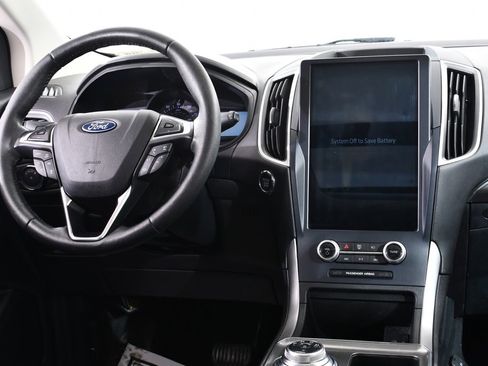 Used 2022 Ford Edge SEL w/ Convenience Package image 8