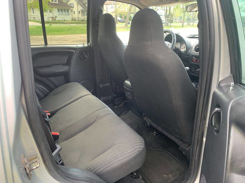 Used 2004 Jeep Liberty Sport w/ PWR Convenience Group image 8