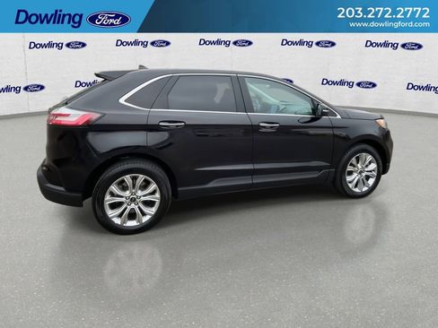 Used 2024 Ford Edge Titanium image 4