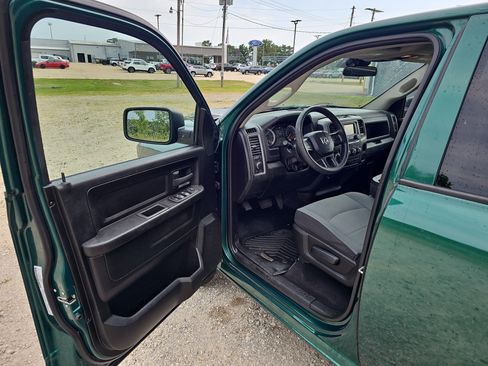 Used 2022 RAM 1500 Tradesman w/ Popular Equipment Group AWD/4WD image 17