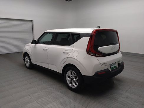 Used 2022 Kia Soul LX w/ Technology Package image 5