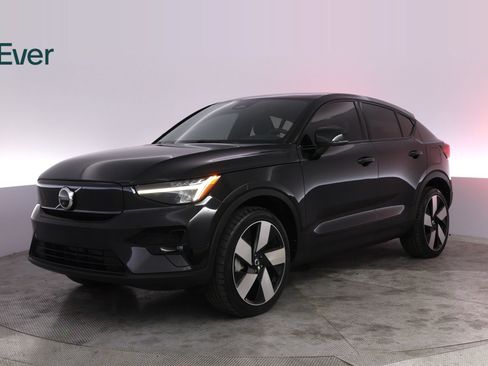 Used 2023 Volvo C40 P8 Recharge Plus w/ Climate Package AWD/4WD image 2