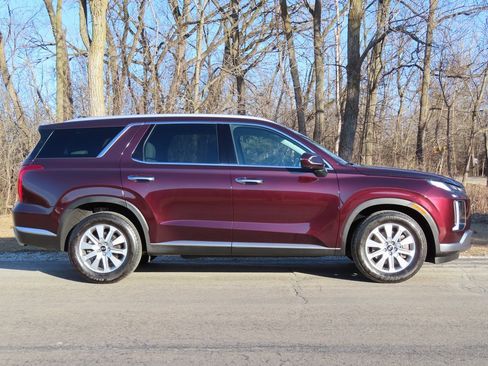 Used 2025 Hyundai Palisade SEL image 2