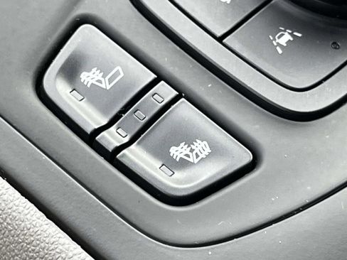 Used 2023 GMC Terrain SLT w/ Infotainment Package II image 40