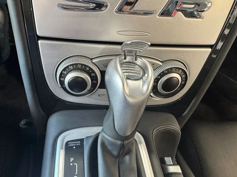 Used 2006 Mercedes-Benz SLR image 21