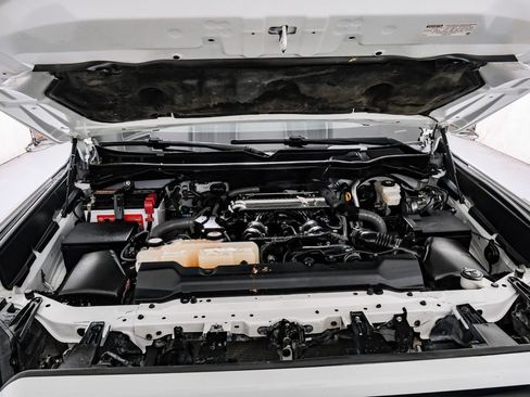 Used 2022 Toyota Tundra SR5 w/ SR5 Convenience Package image 42