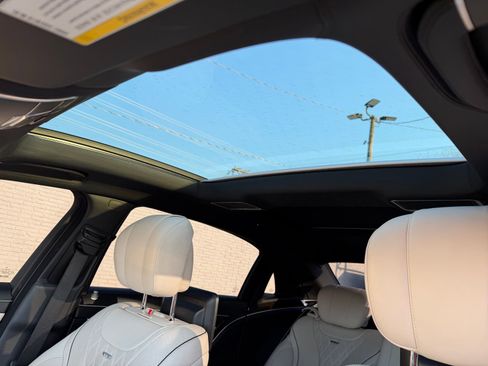 Used 2016 Mercedes-Benz Maybach S 600 image 28