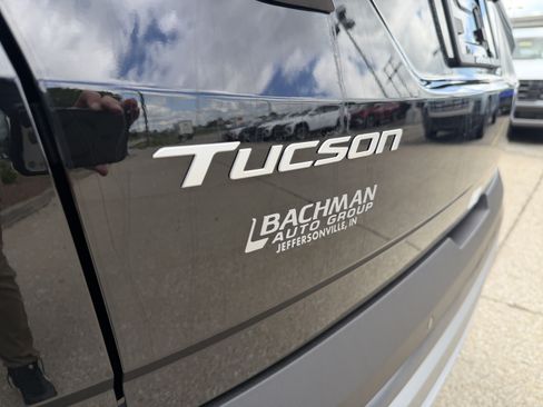 New 2026 Hyundai Tucson Limited AWD/4WD image 9