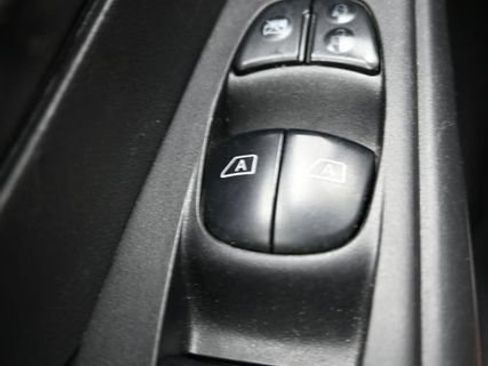 Used 2023 Nissan Kicks S FWD image 21