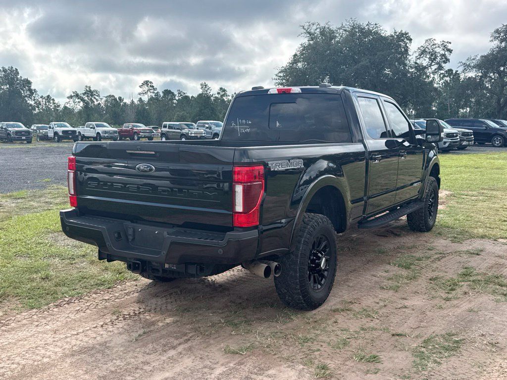 Used 2022 Ford F350 Lariat w/ Tremor Off-Road Package AWD/4WD image 6