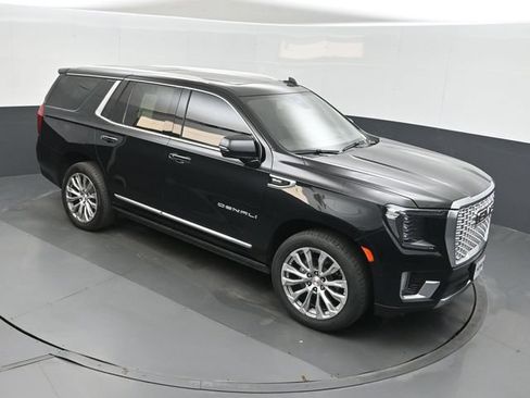 Used 2022 GMC Yukon Denali AWD/4WD image 31