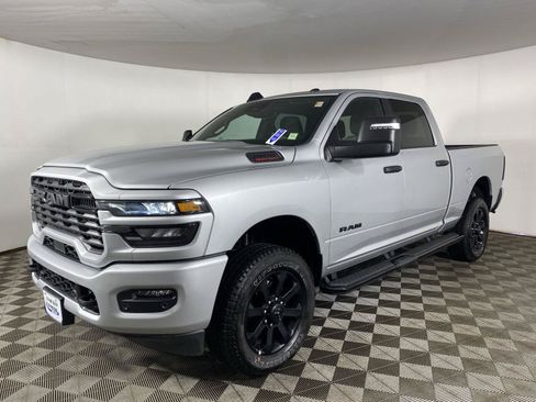Used 2026 RAM 2500 Big Horn AWD/4WD image 3