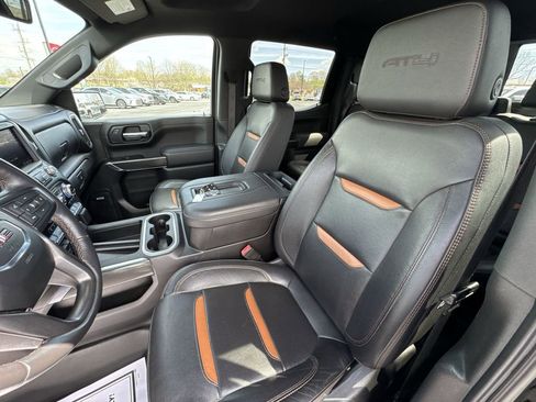 Used 2022 GMC Sierra 1500 AT4 w/ AT4 Premium Package AWD/4WD image 11