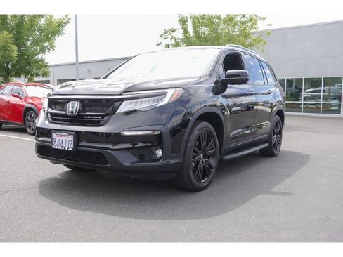 Used 2021 Honda Pilot Black Edition image 7