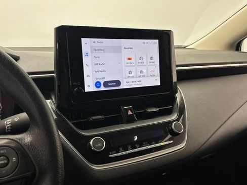 Used 2024 Toyota Corolla LE FWD image 21