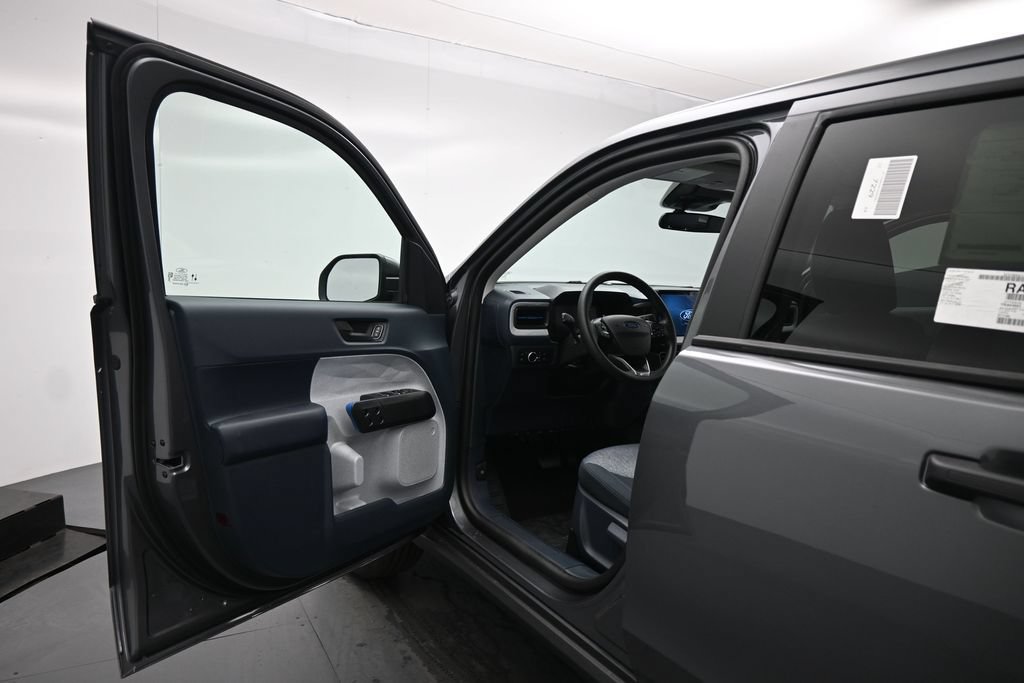 New 2026 Ford Maverick XLT FWD image 8