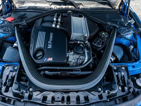 Used 2018 BMW M3 RWD image 39
