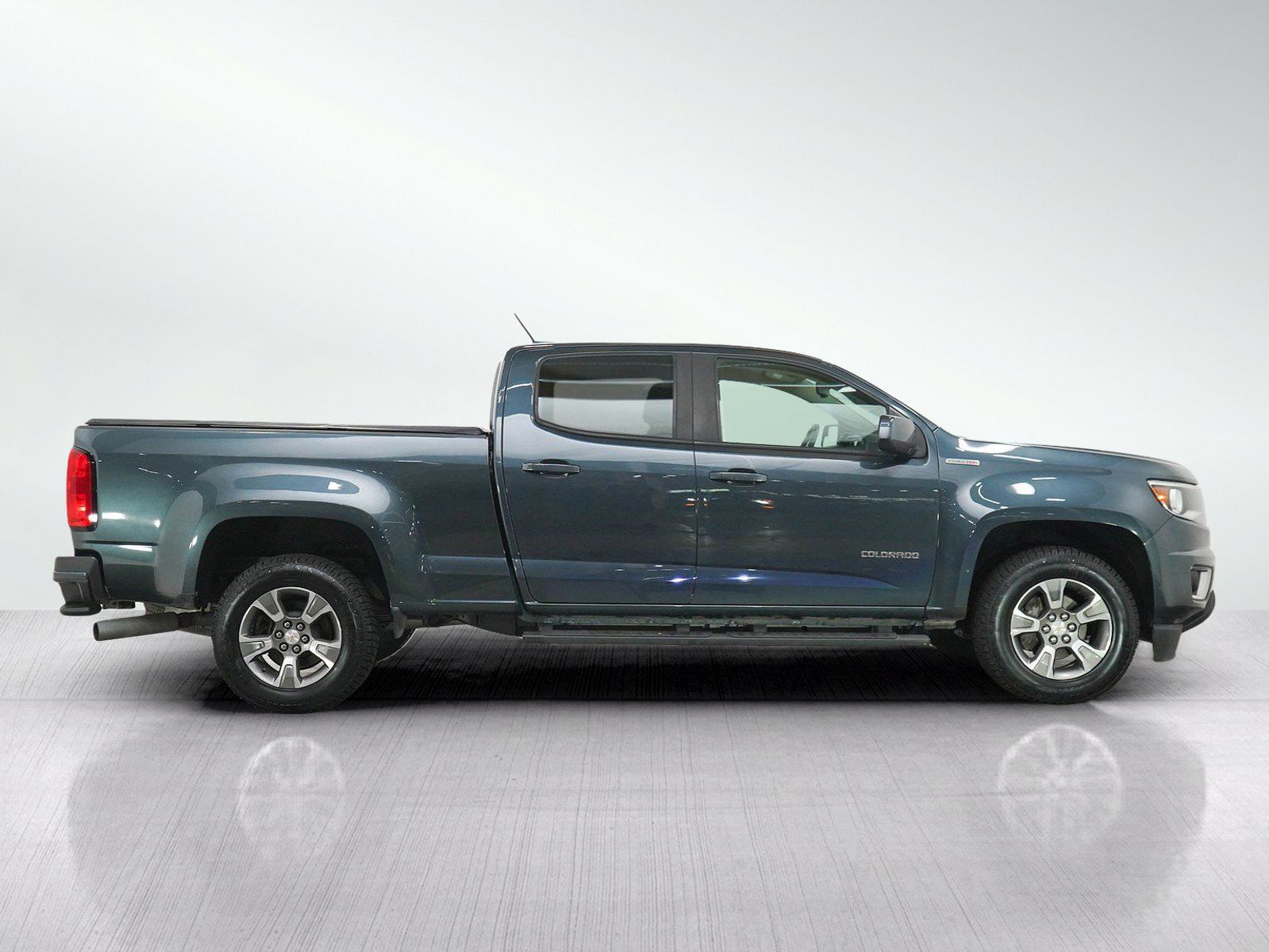 Used 2019 Chevrolet Colorado Z71 AWD/4WD image 6
