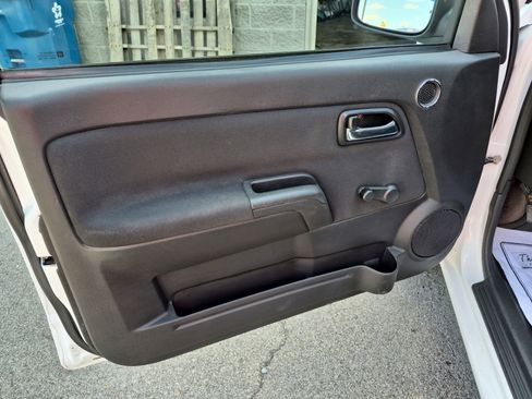 Used 2009 Chevrolet Colorado W/T RWD image 12