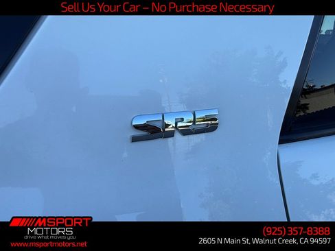 Used 2018 Toyota 4Runner SR5 AWD/4WD image 32