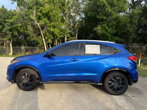 Used 2021 Honda HR-V Sport image 13