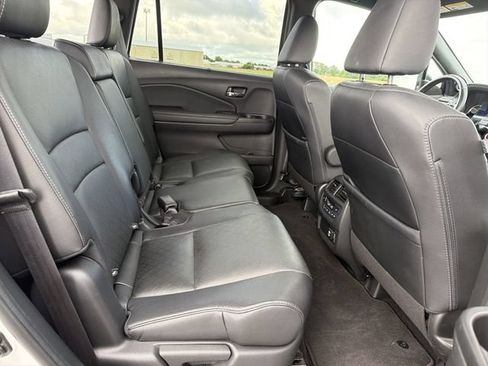 Used 2021 Honda Passport Touring image 16