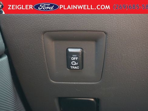 Used 2002 Ford Thunderbird RWD image 27