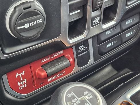 Used 2025 Jeep Wrangler Unlimited Sport S 4xe AWD/4WD image 29