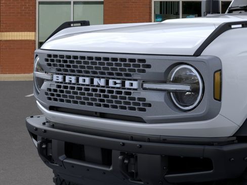 New 2026 Ford Bronco Badlands AWD/4WD image 19