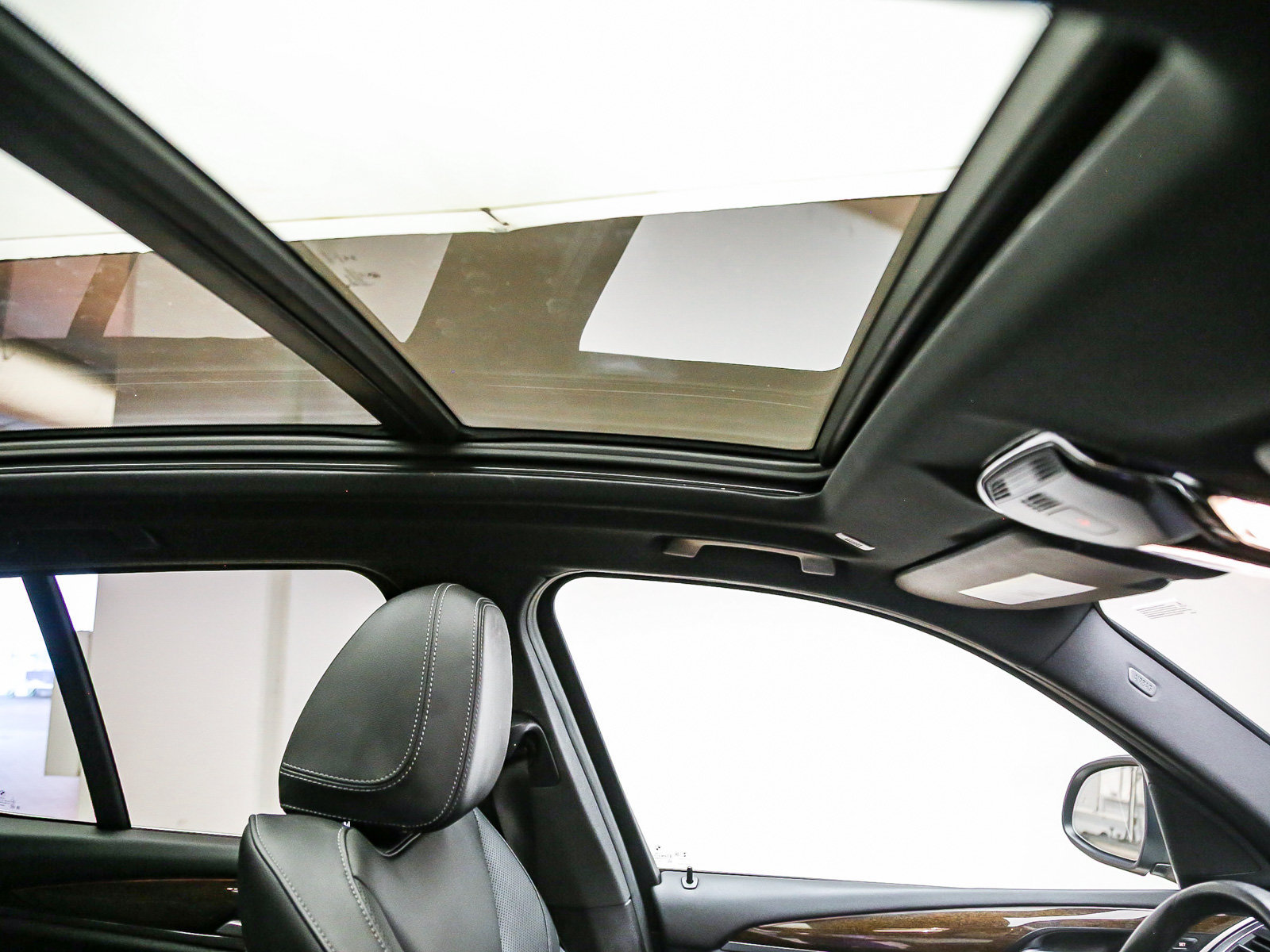 Used 2023 BMW X3 sDrive30i w/ Premium Package RWD image 18