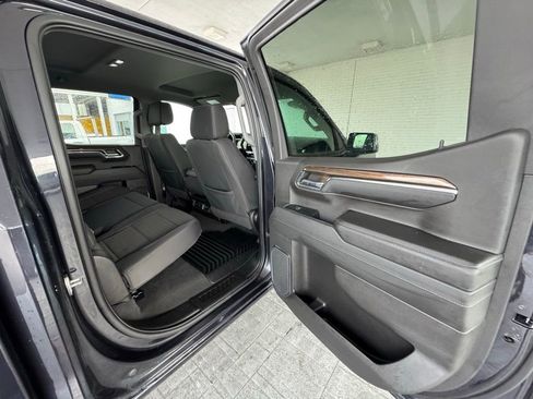 Used 2024 Chevrolet Silverado 1500 LT AWD/4WD image 23