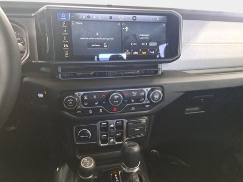 New 2026 Jeep Gladiator Sport image 19