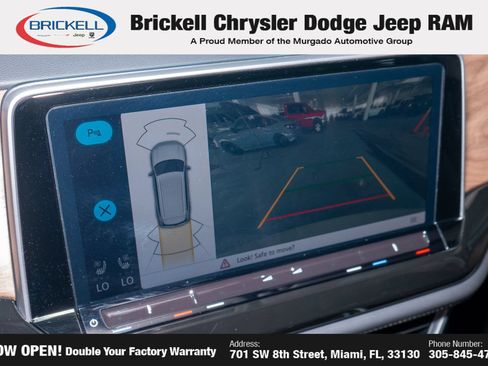 Used 2025 Volkswagen Atlas SE FWD image 34