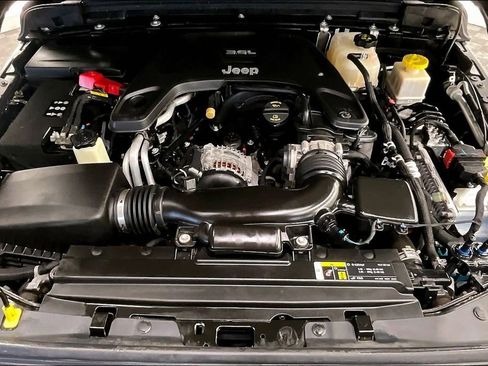 Used 2020 Jeep Gladiator Sport w/ Trailer Tow Package image 9