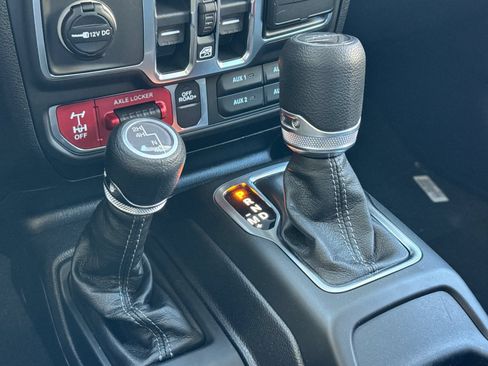 New 2026 Jeep Gladiator Sport AWD/4WD image 20
