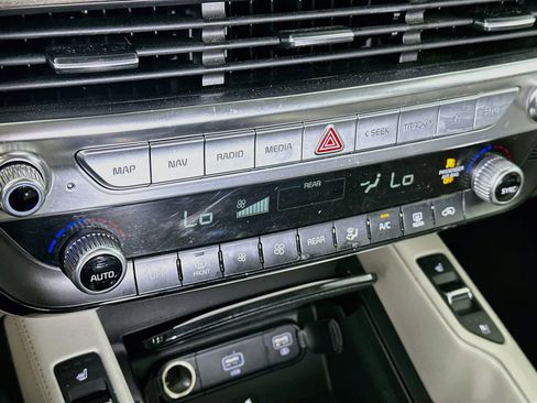 Used 2020 Kia Telluride EX FWD image 24