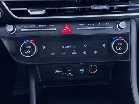 Used 2025 Hyundai Sonata SEL image 23