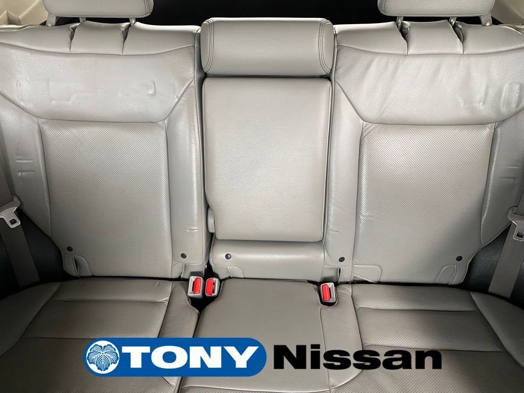 Used 2023 Nissan Rogue SV FWD image 36