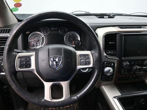 Used 2015 RAM 1500 Laramie w/ Convenience Group image 19