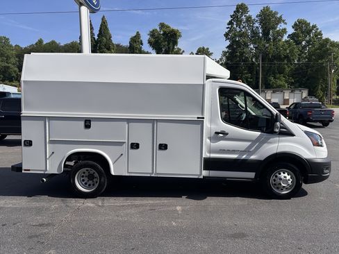 Used 2024 Ford Transit 350 DRW w/ Interior Upgrade Package RWD image 5