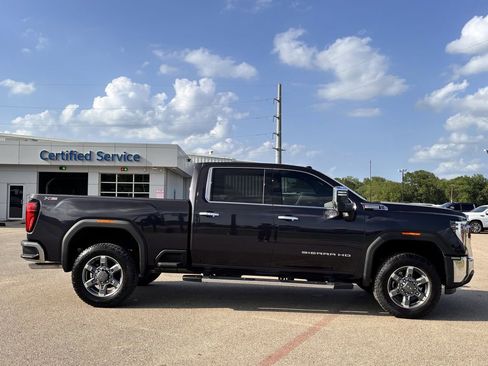 New 2026 GMC Sierra 2500 SLT w/ Texas SLT Premium Package AWD/4WD image 3