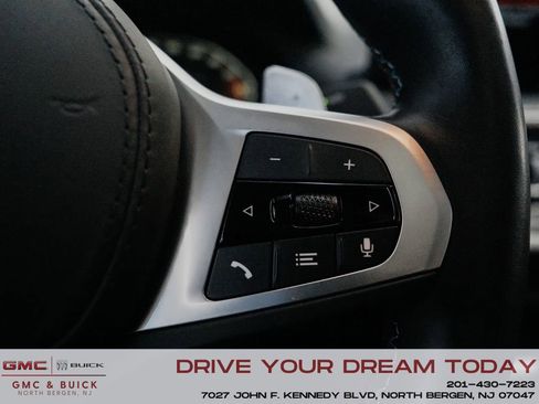 Used 2025 BMW X4 M40i w/ Premium Package image 26