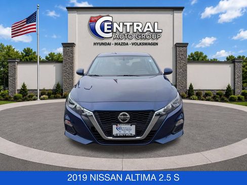 Used 2019 Nissan Altima 2.5 S FWD image 2
