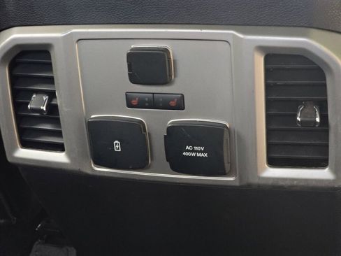 Used 2018 Ford F150 Lariat w/ Equipment Group 502A Luxury image 26