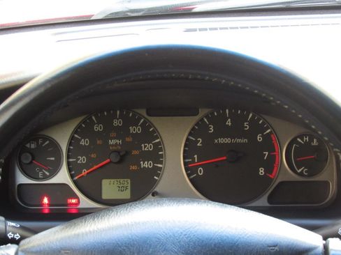 Used 2006 Nissan Sentra SE-R Spec V w/ (J01) Sunroof Pkg FWD image 20