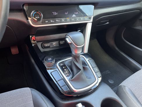 Certified 2022 Kia Seltos S image 12