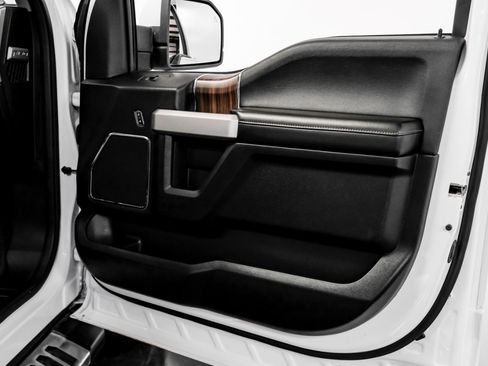 Used 2016 Ford F150 Lariat w/ Equipment Group 501A Mid image 49