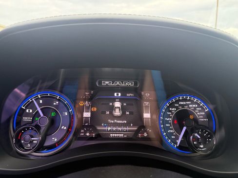 Used 2019 RAM 2500 Limited image 26